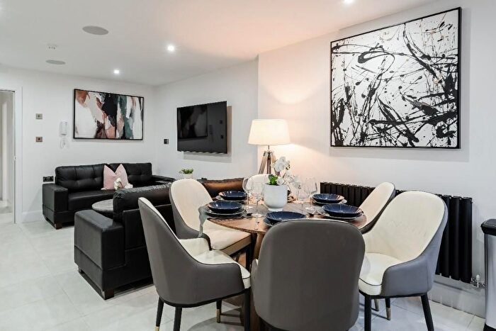 6 Bedroom Semi-Detached House To Rent In Malvern Road, Liverpool, L6