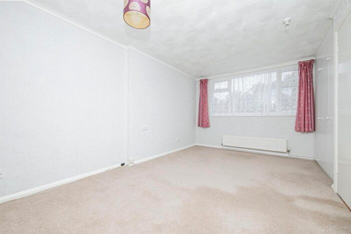 2 Bedroom Semi-Detached Bungalow For Sale In Gleneagles Drive, Ipswich, IP4