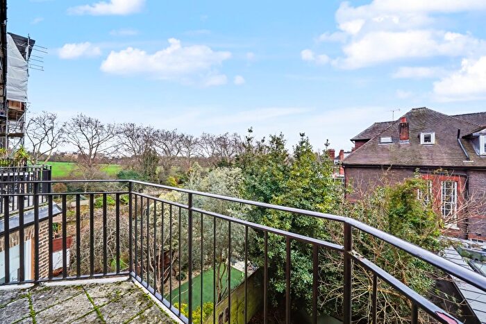 2 Bedroom Flat For Sale In Elsworthy Terrace, Primrose Hill, London, NW3