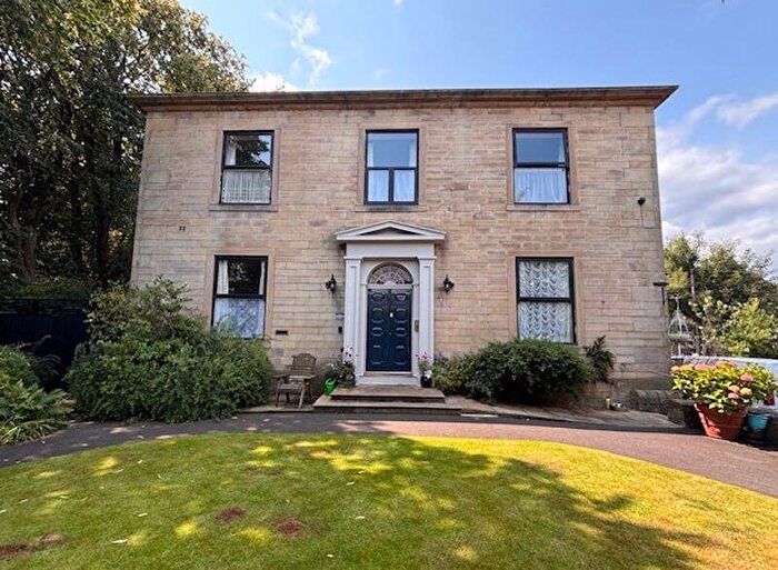 6 Bedroom Detached House For Sale In New Road, Hebden Bridge, HX7
