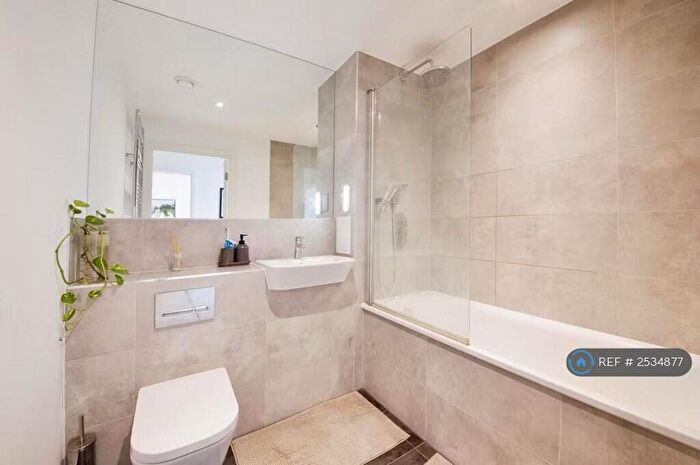 1 Bedroom Flat To Rent In Billington House, Barking, IG11