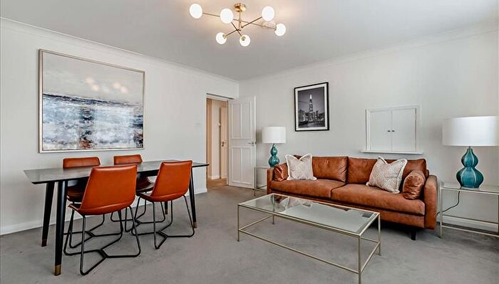 2 Bedroom Flat To Rent In Fulham Road, Chelsea, SW3