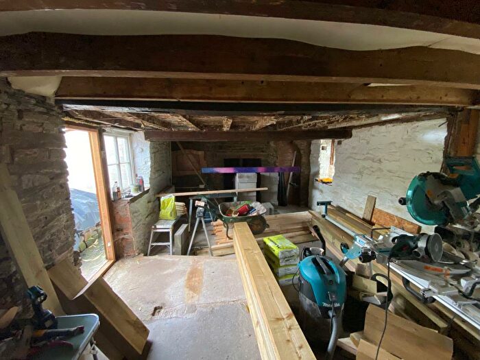 2 Bedroom Cottage For Sale In Whitney-on-Wye, Hereford, HR3