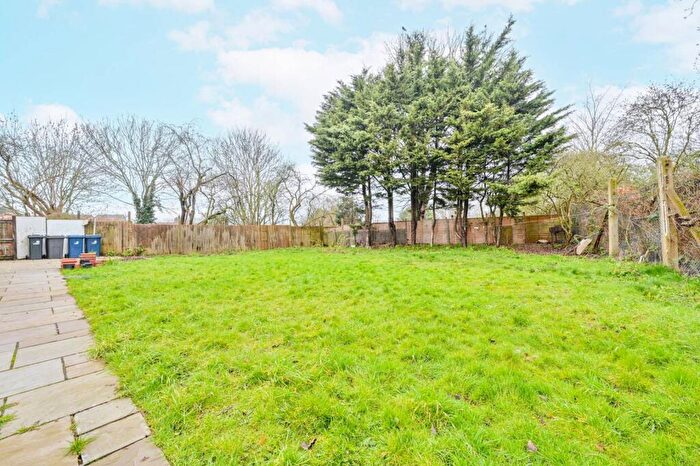 5 Bedroom Semi Detached House To Rent In Moyne Place, West Twyford, London, NW10