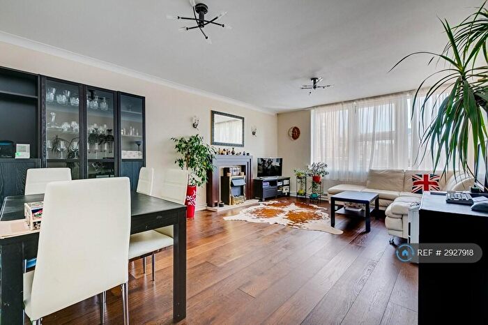 2 Bedroom Flat To Rent In Odessa Street, London, SE16