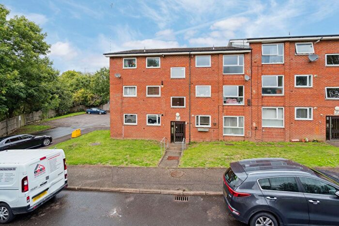 2 Bedroom Flat For Sale In Lambert Court, Bushey Grove Road, WD23