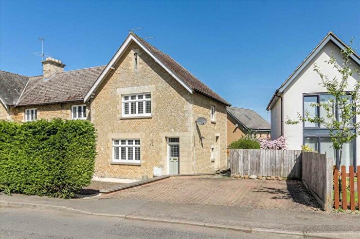 2 Bedroom End Of Terrace House For Sale In Denton Road, Horton, NN7