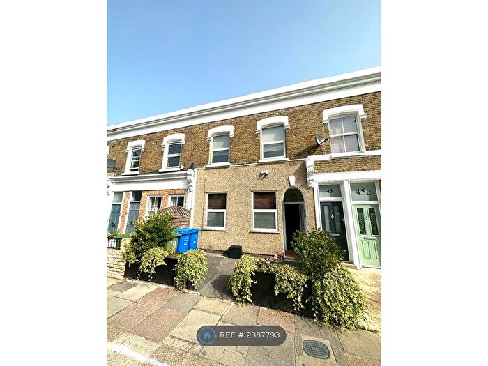 1 Bedroom Flat To Rent In Upland Road, London, SE22