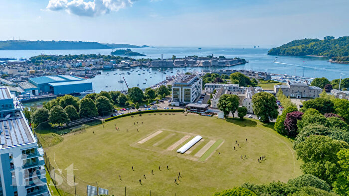 2 Bedroom Apartment For Sale In Discovery Road, Plymouth, Devon, PL1