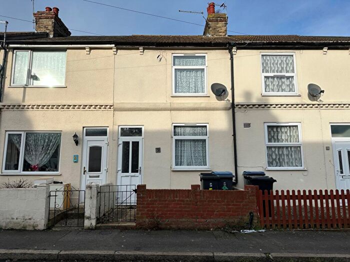 2 Bedroom House To Rent In Devonshire Road, Dover, CT17