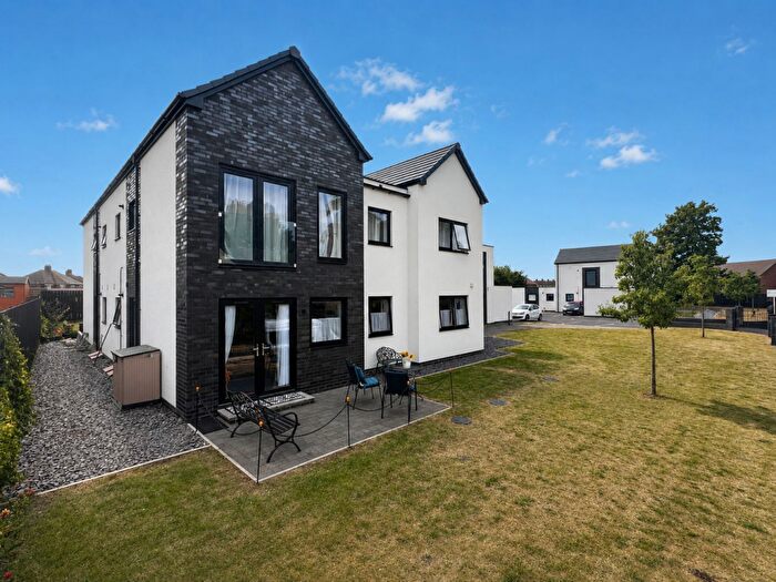 2 Bedroom Apartment For Sale In King Georges View, Hinton Road, Hereford, HR2