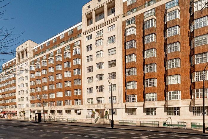 Studio For Sale In Woburn Place, Russell Court, WC1H