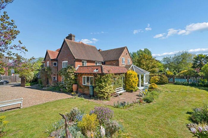 4 Bedroom Detached House For Sale In Flaunden, Hemel Hempstead, Hertfordshire, HP3