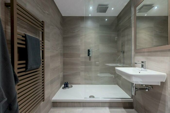 2 Bedroom Apartment To Rent In New York Square, Soyo, Quarry Hill, Leeds, West Yorkshire, LS2