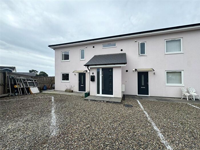 1 Bedroom Flat To Rent In New Hedges, Tenby, Pembrokeshire, SA70