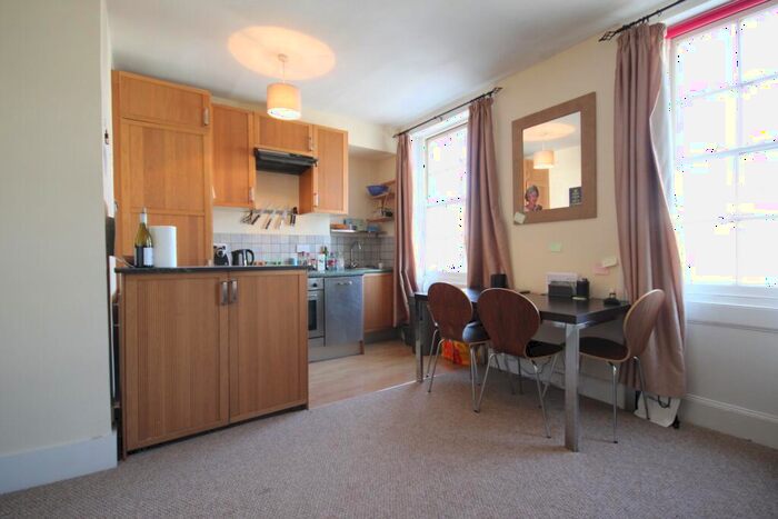 1 Bedroom Flat To Rent In Camden Street, Camden Town, NW1