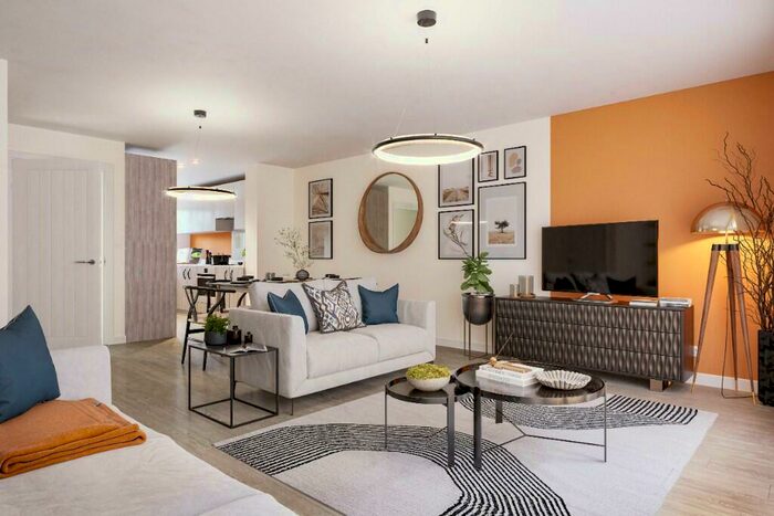 4 Bedroom Detached House To Rent In Chesterwell, Mile End, Colchester, Essex, CO4