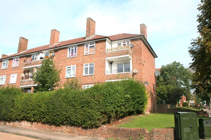 1 Bedroom Property To Rent In Redcar Road, Romford, RM3