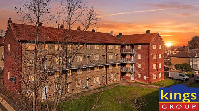 1 Bedroom Flat For Sale In Barrowfield Close, Edmonton, N9