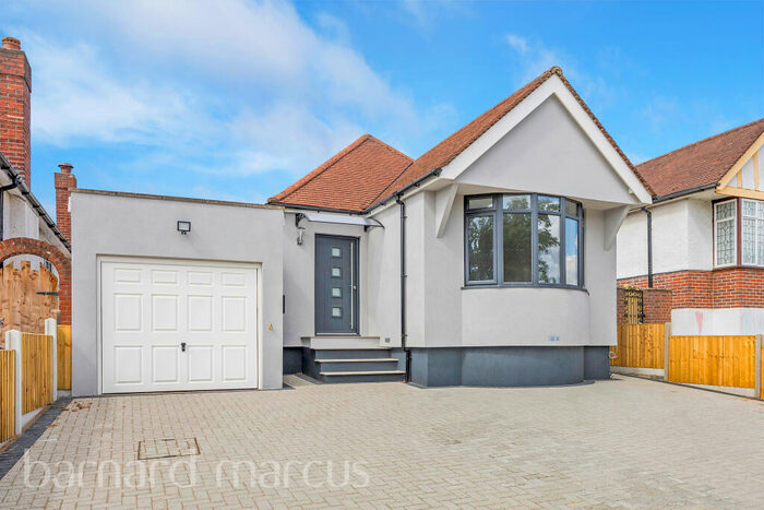 3 Bedroom Bungalow To Rent In Southwood Drive, Surbiton, KT5