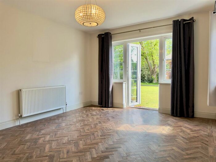 1 Bedroom Flat To Rent In St. Mark's Hill, Surbiton, KT6