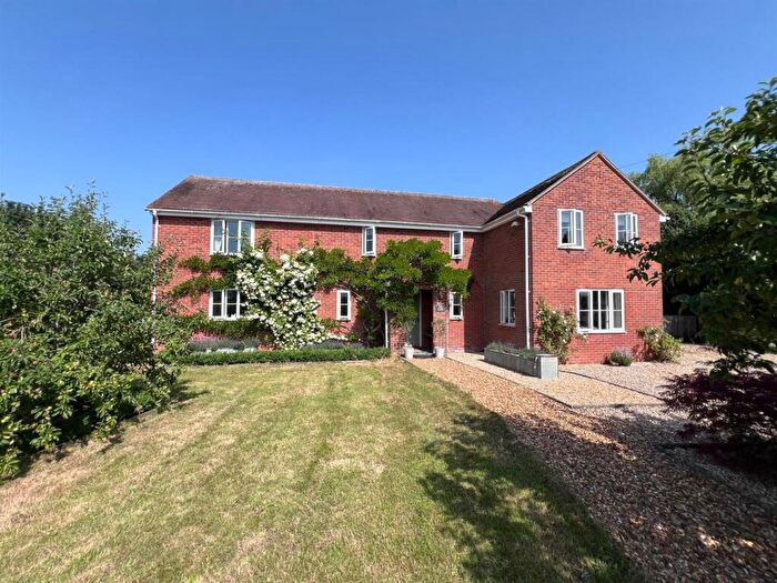 4 Bedroom House For Sale In Sedgehill, Shaftesbury, SP7
