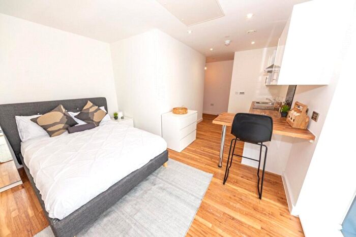 1 Bedroom Flat For Sale In Manchester Waters, Pomona Strand, Old Trafford, Manchester, M16