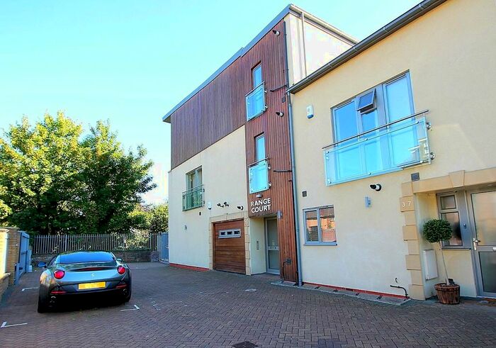 1 Bedroom Apartment To Rent In Firs Lane, Winchmore Hill, London, N21