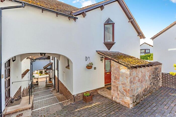 3 Bedroom Semi Detached House For Sale In Clovelly Rise, Dawlish, Devon, EX7