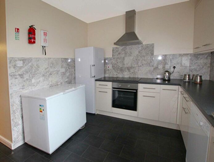 5 Bedroom Terraced House To Rent In Christchurch Road, Reading, RG2