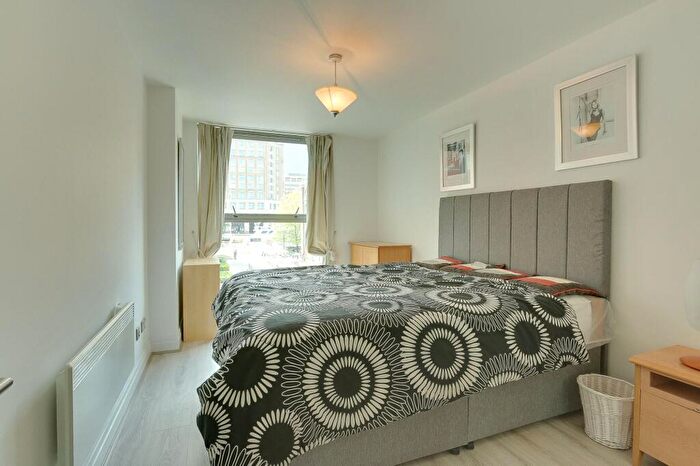 1 Bedroom Flat For Sale In Hertsmere Road, Horizon Building, E14