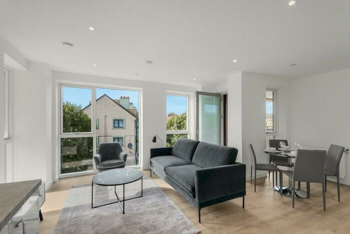 1 Bedroom Flat To Rent In Magellan House, Poplar, E14