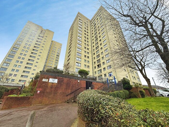 2 Bedroom Apartment For Sale In Avenham Lane, Preston, Lancashire, PR1