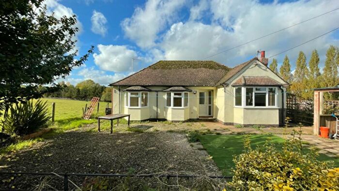 5 Bedroom Detached Bungalow For Sale In Warwick Road, Ettington, Stratford-upon-Avon, CV37
