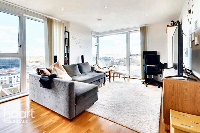 2 Bedroom Flat For Sale In Zenith Close, NW9