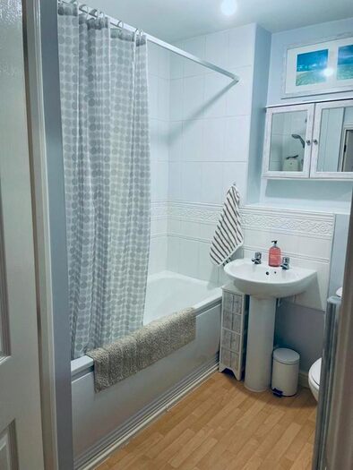 2 Bedroom Flat To Rent In Ratcliffe Ave, Kings Norton, Birmingham, B30