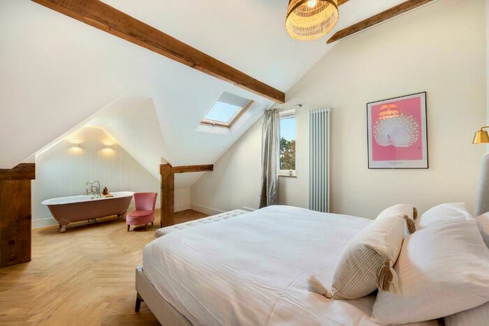 2 Bedroom Apartment To Rent In Wilbraham Road, Manchester, M16