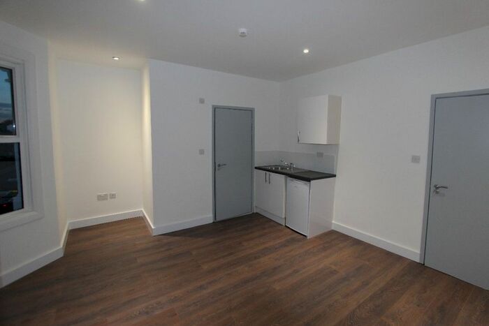 Studio To Rent In Derby Road, Enfield, EN3