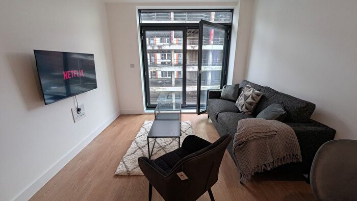 1 Bedroom Flat To Rent In Furness Quay, Salford, M50