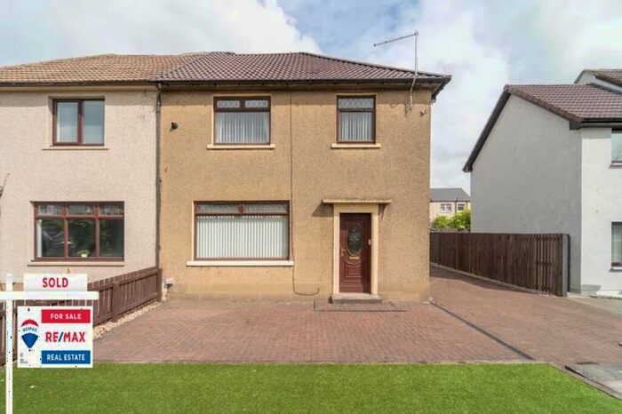 3 Bedroom Semi-Detached House For Sale In Glen Terrace, Deans, Livingston, EH54