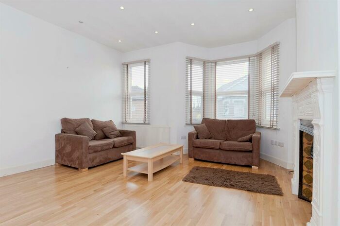 1 Bedroom Apartment To Rent In Chapter Road, London, NW2