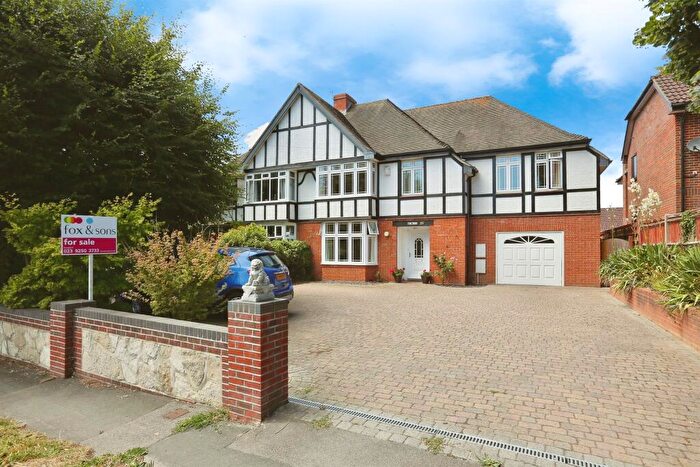 4 Bedroom Semi-Detached House For Sale In Down End Road, Fareham, PO16