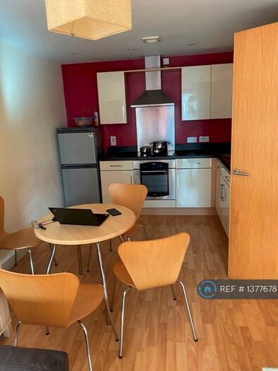 1 Bedroom Flat To Rent In Lovell House, Leeds, LS7