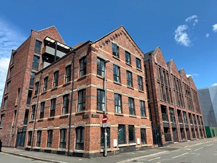 3 Bedroom Maisonette To Rent In Roper Court, George Leigh Street, Manchester, M4