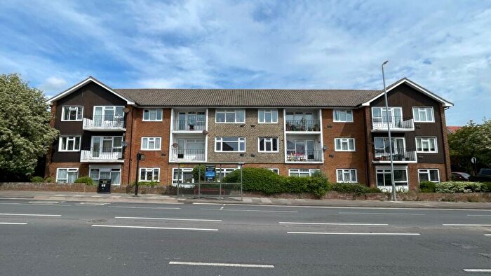 1 Bedroom Flat For Sale In Flat, Benfield Court, Old Shoreham Road, Portslade, Brighton, BN41