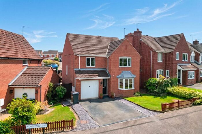 4 Bedroom Detached House For Sale In Woodward Way, Swadlincote, DE11