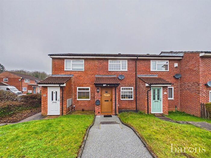 2 Bedroom Terraced House For Sale In Ellington Drive, Basingstoke, RG22