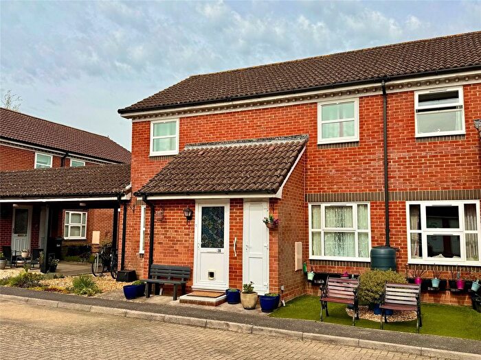 2 Bedroom Flat For Sale In Floriston Gardens, Ashley, New Milton, Hampshire, BH25