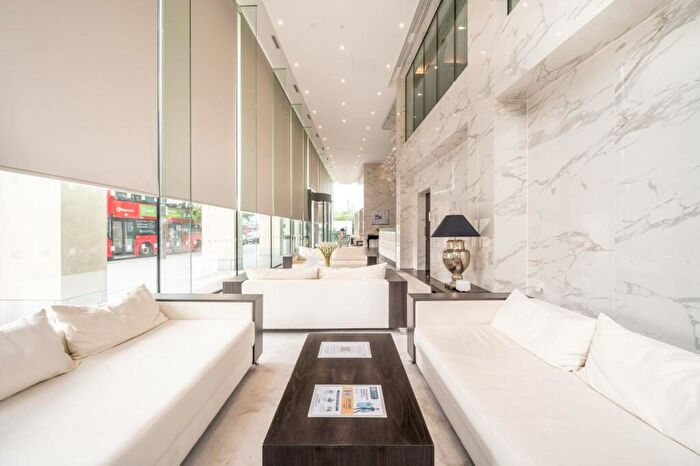 3 Bedroom Flat To Rent In Legacy Tower, Stratford, London, E15