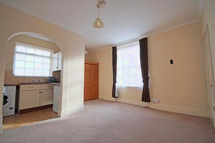 Studio To Rent In Montpellier Terrace, Cheltenham, GL50